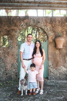Natalia Ravelo Maternity